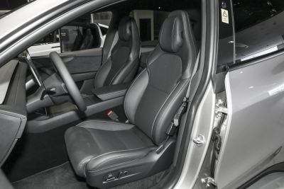 「Model Y L」空间图片-颜色-图片大全-有驾