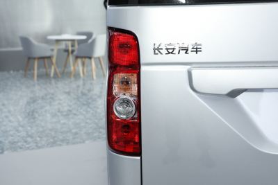 2023款 1.6L CNG舒适型客车6座-外观-图片-有驾