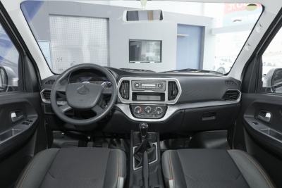 2023款 1.6L CNG舒适型客车6座-内饰-图片-有驾