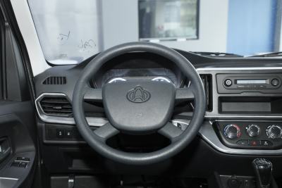 2023款 1.6L CNG舒适型客车6座-内饰-图片-有驾