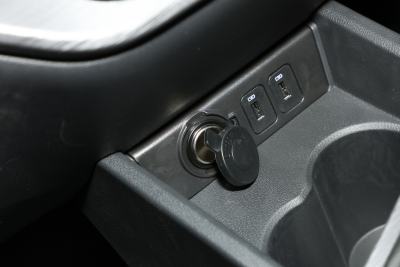 2023款 1.6L CNG舒适型客车6座-内饰-图片-有驾