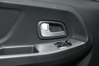 2023款 1.6L CNG舒适型客车6座-内饰-图片-有驾