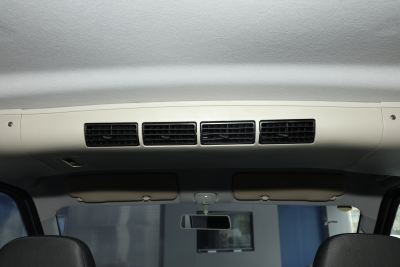 2023款 1.6L CNG舒适型客车6座-内饰-图片-有驾