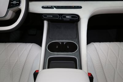 2023款 EV 510km 后驱卓越版-内饰-图片-有驾