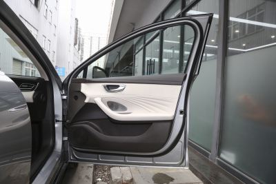 2023款 EV 510km 后驱卓越版-内饰-图片-有驾