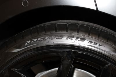 2026款 330Li 马年版-外观-图片-有驾