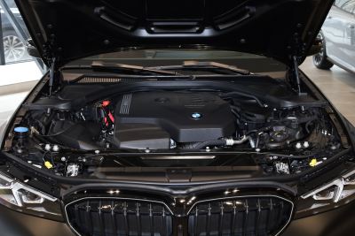 2026款 330Li 马年版-外观-图片-有驾