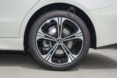 2025款 改款 C 260 L 4MATIC 运动版-外观-图片-有驾