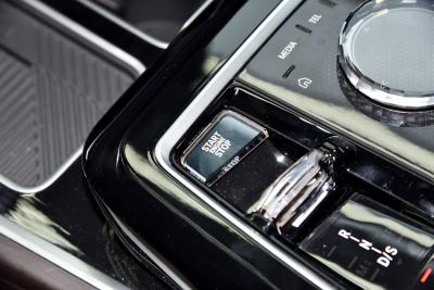 2023款 740Li 尊享型 豪华套装-内饰-图片-有驾