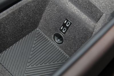 2023款 740Li 尊享型 豪华套装-内饰-图片-有驾