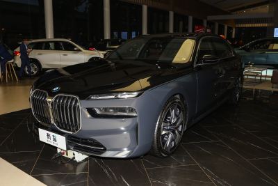 2023款 740Li 尊享型 豪华套装-外观-图片-有驾