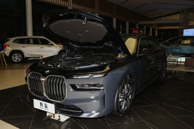 2023款 740Li 尊享型 豪华套装-外观-图片-有驾