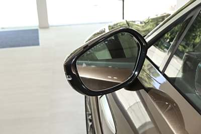 2024款 4.0T V8-外观-图片-有驾