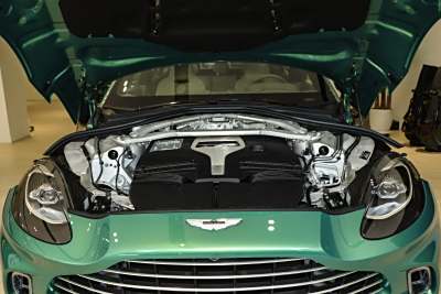 2024款 4.0T V8-外观-图片-有驾