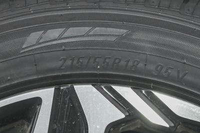 2025款 改款 荣誉 2.0L CVT XV+领先版-外观-图片-有驾