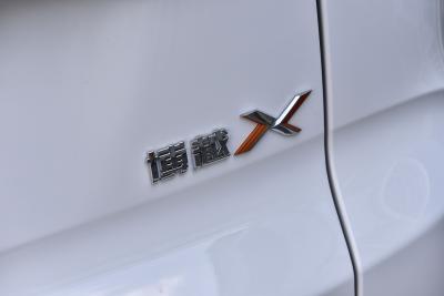 2022款 博越X 1.8TD DCT智慧型-外观-图片-有驾 2022款 博越X 1.8TD DCT智慧型-外观-图片-有驾