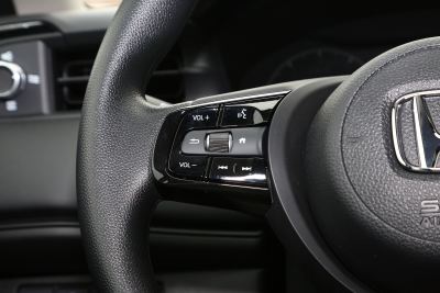 2024款 1.5L CVT热诚版-内饰-图片-有驾
