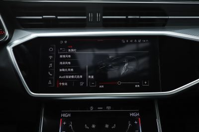 2025款 Avant 先锋派 45 TFSI 臻选动感型-内饰-图片-有驾