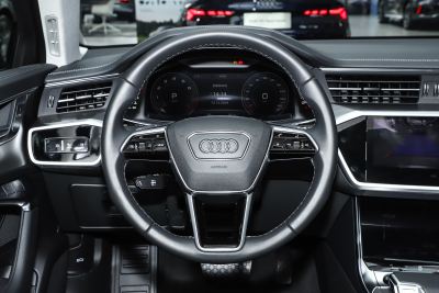 2025款 Avant 先锋派 45 TFSI 臻选动感型-内饰-图片-有驾