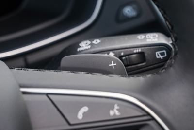 2025款 quattro 45周年典藏版 45 TFSI 臻选动感型-内饰-图片-有驾