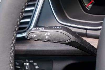2025款 quattro 45周年典藏版 45 TFSI 臻选动感型-内饰-图片-有驾
