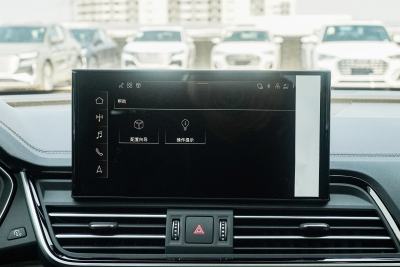 2025款 quattro 45周年典藏版 45 TFSI 臻选动感型-内饰-图片-有驾