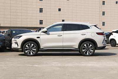 2025款 EV 智驾版 520km 尊贵型-外观-图片-有驾