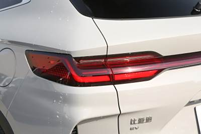 2025款 EV 智驾版 520km 尊贵型-外观-图片-有驾