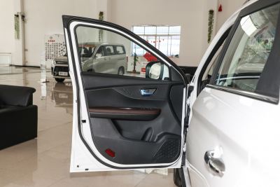 2023款 2.0L 手动基本型-内饰-图片-有驾 2023款 2.0L 手动基本型-内饰-图片-有驾