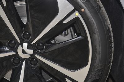 2025款 75kWh Touring-外观-图片-有驾
