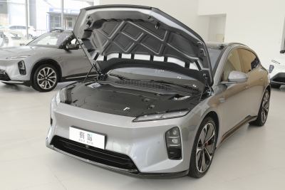 2025款 75kWh Touring-外观-图片-有驾