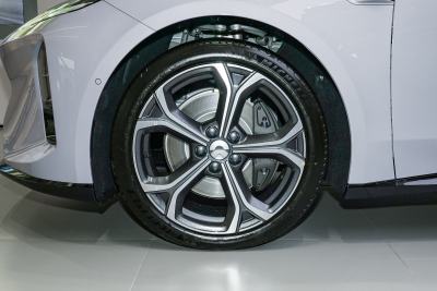 2025款 75kWh Touring-外观-图片-有驾
