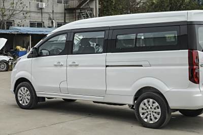 2024款 1.5L 客车工程狮5/6/7座-外观-图片-有驾