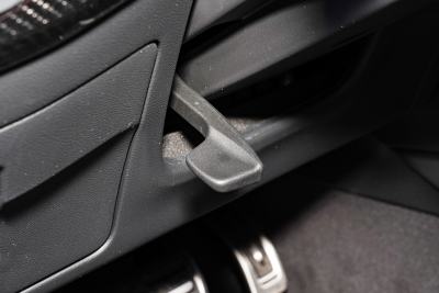 2025款 200万辆悦享版 45 TFSI quattro 臻选动感型-内饰-图片-有驾