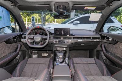 2025款 200万辆悦享版 45 TFSI quattro 臻选动感型-内饰-图片-有驾