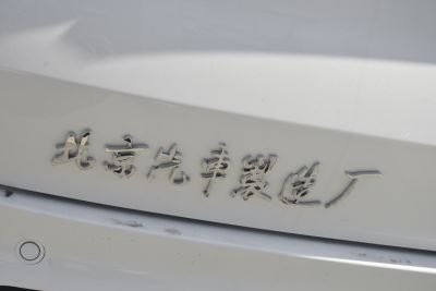 2026款 2.0L 自动长轴豪华型 9座-外观-图片-有驾