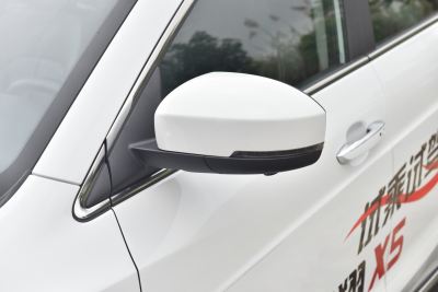 2021款 1.5T 自动豪华型 7座-外观-图片-有驾