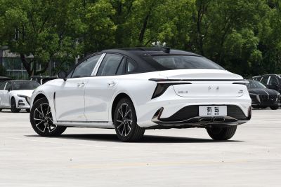 2025款 2.0T 致远版-外观-图片-有驾