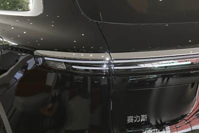 2026款 增程 Ultra四驱版 6座-外观-图片-有驾