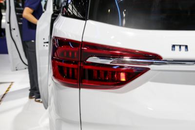 2025款 改款 MAX 2.0T 自动豪华版 汽油 7座-外观-图片-有驾