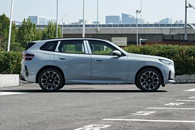 2025款 xDrive30L 尊享型 M运动曜夜套装-外观-图片-有驾