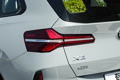 2025款 xDrive30L 尊享型 M运动曜夜套装-外观-图片-有驾