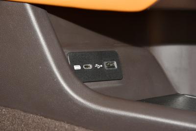 2023款 3.0T 运动版 造境型 7座-内饰-图片-有驾