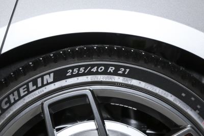 2025款 703km Ultra运动版-外观-图片-有驾