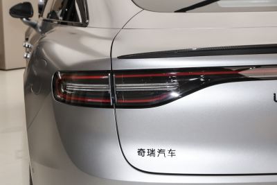 2025款 703km Ultra运动版-外观-图片-有驾