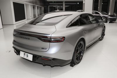2025款 703km Ultra运动版-外观-图片-有驾