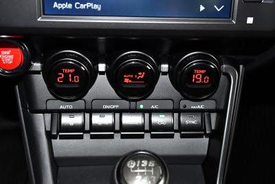 2025款 2.4L 手动版EyeSight STI Sport-内饰-图片-有驾