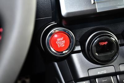 2025款 2.4L 手动版EyeSight STI Sport-内饰-图片-有驾