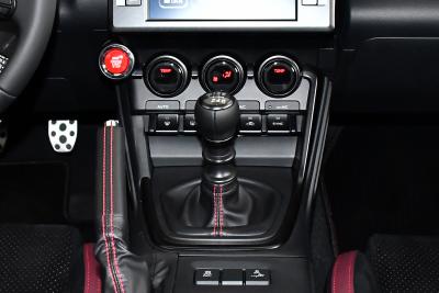 2025款 2.4L 手动版EyeSight STI Sport-内饰-图片-有驾