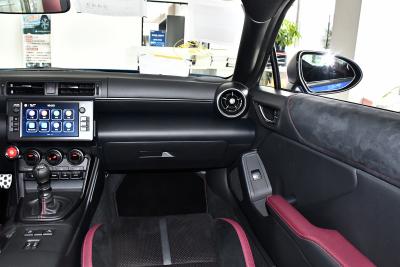 2025款 2.4L 手动版EyeSight STI Sport-内饰-图片-有驾
